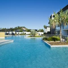 Blue on Blue Apartment 921