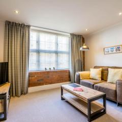 56 Cocoa Suites (parking included)