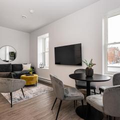 Stylish & Fun 1 Bedroom Apartment in Le Plateau by Den Stays