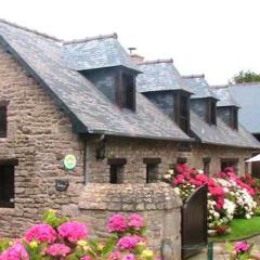 Maison de 2 chambres avec jardin clos et wifi a Plehedel a 5 km de la plage