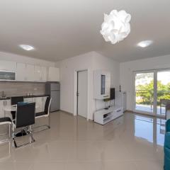Apartman A13 Šušanj