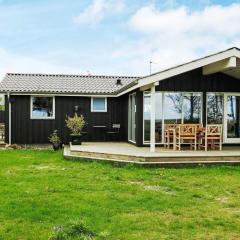 9 person holiday home in Hadsund