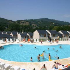 Appart T2 Village vacance 3 étoiles St Geniez d'Olt 2 piscines chauffées