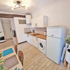 GregBnb - T2 Design 34m2 - Toulon Est - Wifi Fibre - n9