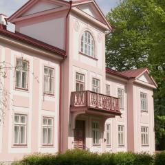 Esplanaadi 5 apartment-The Best Location in Pärnu