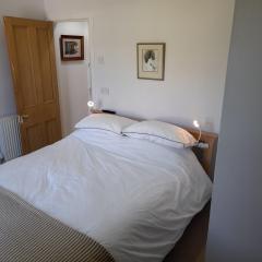 Burntisland Garden Apartment, Fife - 40 mins to Edinburgh