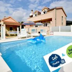 VILLA DINJA