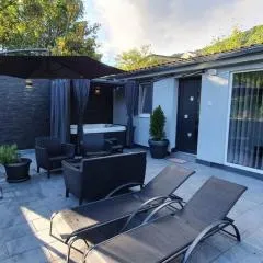Beautiful house with large terrace and jacuzzi