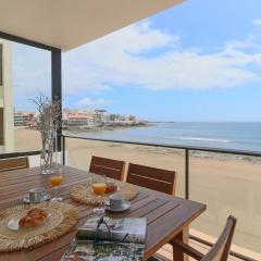 Extra Luxurious Apartment on the Beachfront