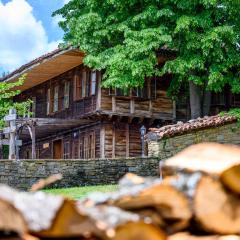 Guest Houses "Zlatna Oresha - Complex"