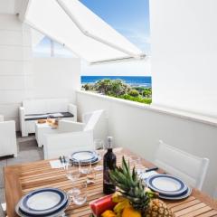 Calabona's promenade apartment
