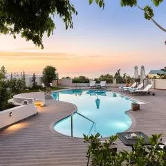 Grace Villas Collection