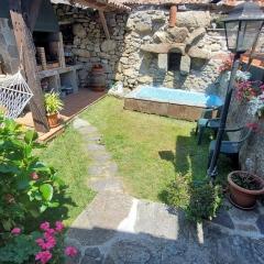 Casa de pueblo en Galicia, A Forneira