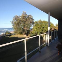 Beachfront 3 Unit 3 of 12 Bundella Ave LC