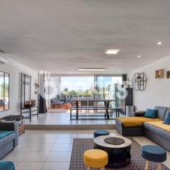 Begonias Apartament per 4 persones amb gran terrassa chill out a 10 minuts de la platja