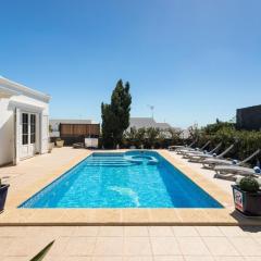 VILLA ALKI by Buenavilla