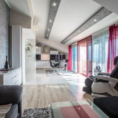 Luxury spacious apt near Znjan beach w sea view