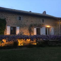 Holiday Gites in Dordogne are two charming, spacious gites offering privacy and tranquillity for that perfect get away holiday