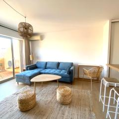 Superbe T2 équipé proche centre ville Ajaccio avec parking