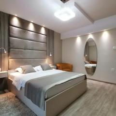 Hotel Holiday
