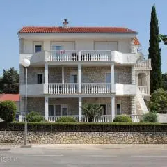APP 4+1 s dvije spavaće sobe