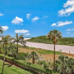 Beachfront condo with wrap around balcony/pool/gym