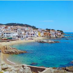 Apartamento a 100 m de playa. Calella Palafrugell