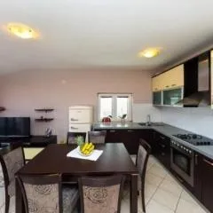 Apartment in Zaton (Zadar) with sea view, terrace, air conditioning, Wi-Fi (4814-2)