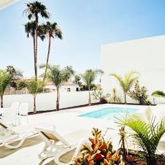 VILA AMALIE - 3BDR+3 BATH in Amarilla Golf