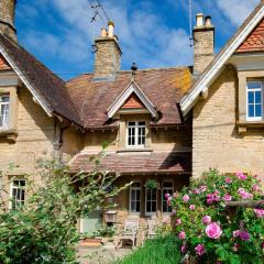 Monument Cottage