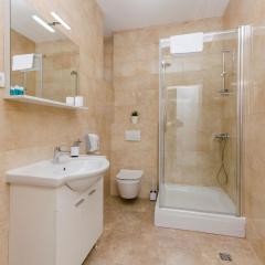 Apartments and Rooms Adriatic Suites