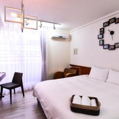 Rainbow Island #近火車站