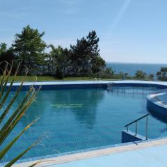 The Blue Studio - In a complex next to the beach by Flаt Manаger