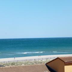 Apartment Les Flots Bleus by Interhome