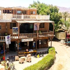 ディープ ブルー ダイバーズ ホステル ダハブ（Deep Blue Divers Hostel Dahab）