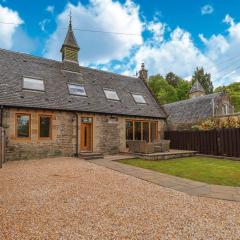 Fantastic Cottage in Loch Lomond National Park