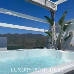 Penthouse mit privatem Jacuzzi in Marbella - La Mairena