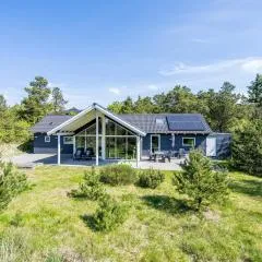10 person holiday home in Nørre Nebel