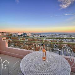 SUPERBE DUPLEX IDEALEMENT SITUE PROCHE PLAGES AVEC GRANDE TERRASSE VUE PORT !l A1B59