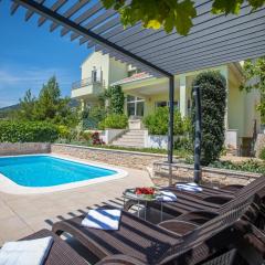 Holiday house Luna in Makarska with private pool
