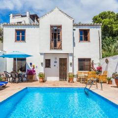 Casa Sol - traditional village house with pool and view