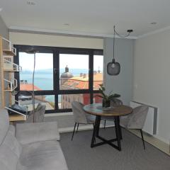 Apartamento con vistas al mar y playa enfrente