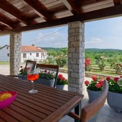 Apartment Larissa by Rent Istria