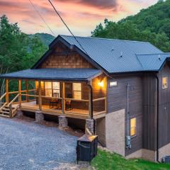 New Freedom Cabin with Large Deck