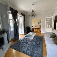 Elegant Duplex de Haut Standing de 230m2