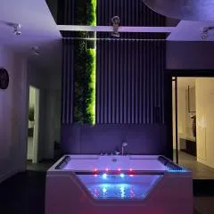 MagSpace River View Jacuzzi Apartment Free Parking