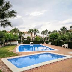 ADOSADO NUEVA OROPESA