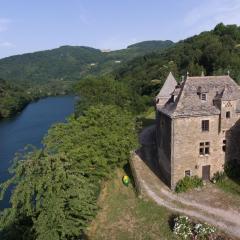 Château de Salamon - plage privée