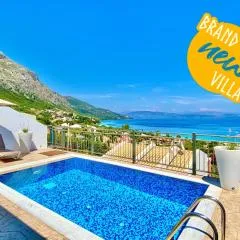 Luxury Villa Akti Barbati 2 with private pool by DadoVillas