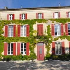 chambre spacieuse dans maison bourgeoise